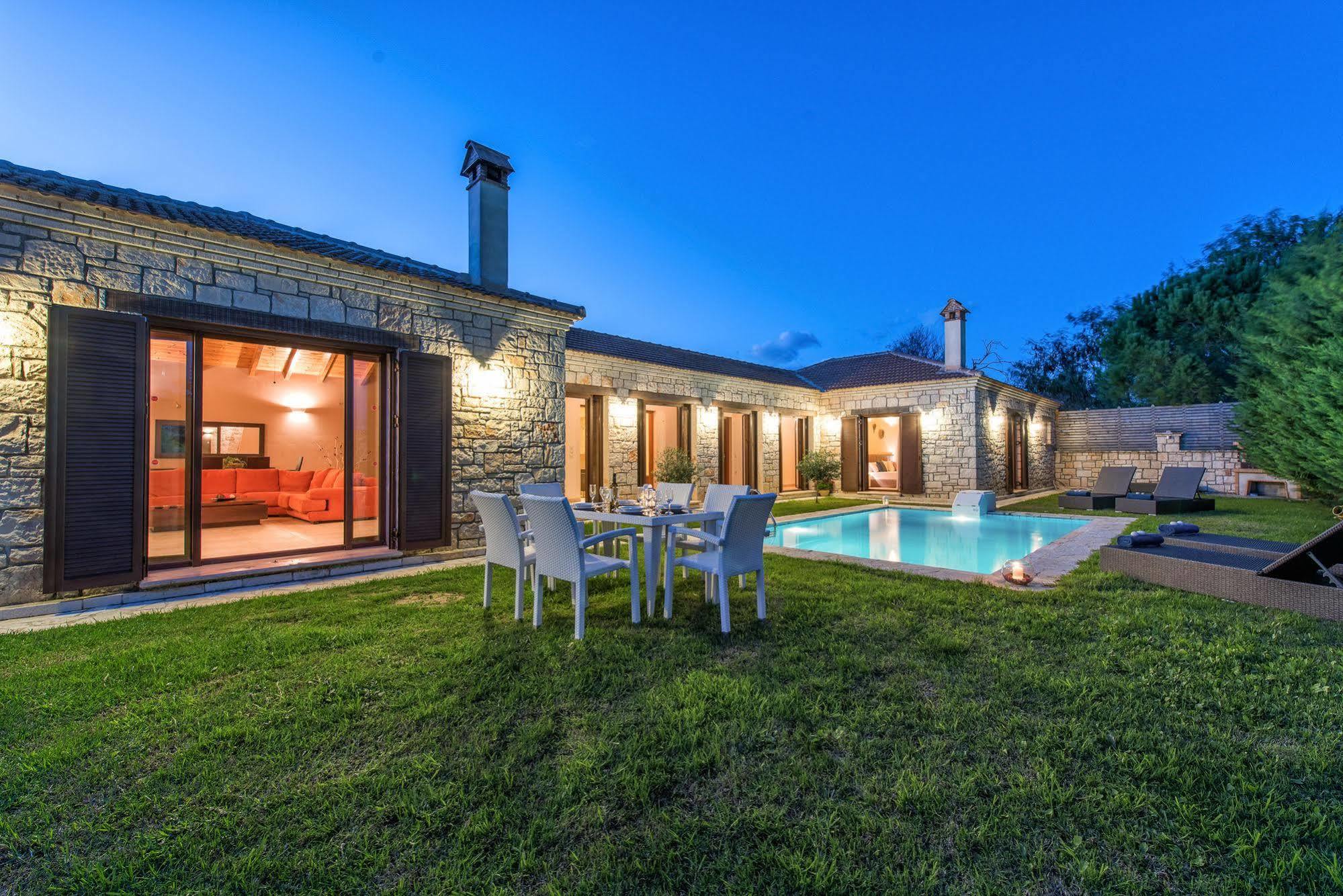 Astarte Villas - Kyveli Villa Vanato Exterior photo
